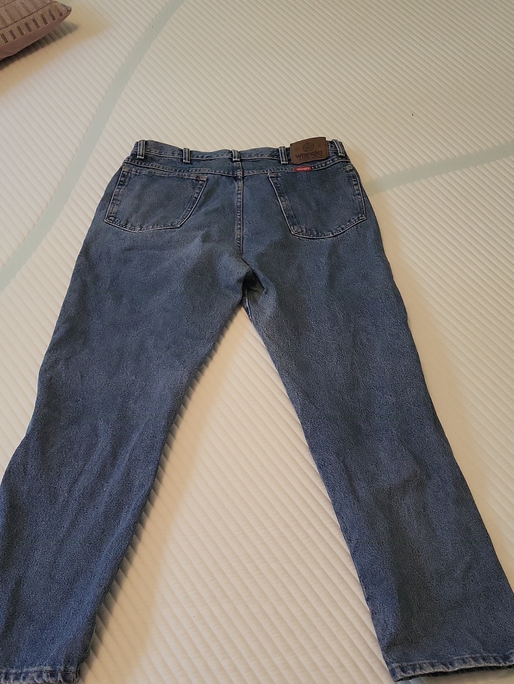 Wrangler Relaxed Fit Dark Blue Denim Jeans